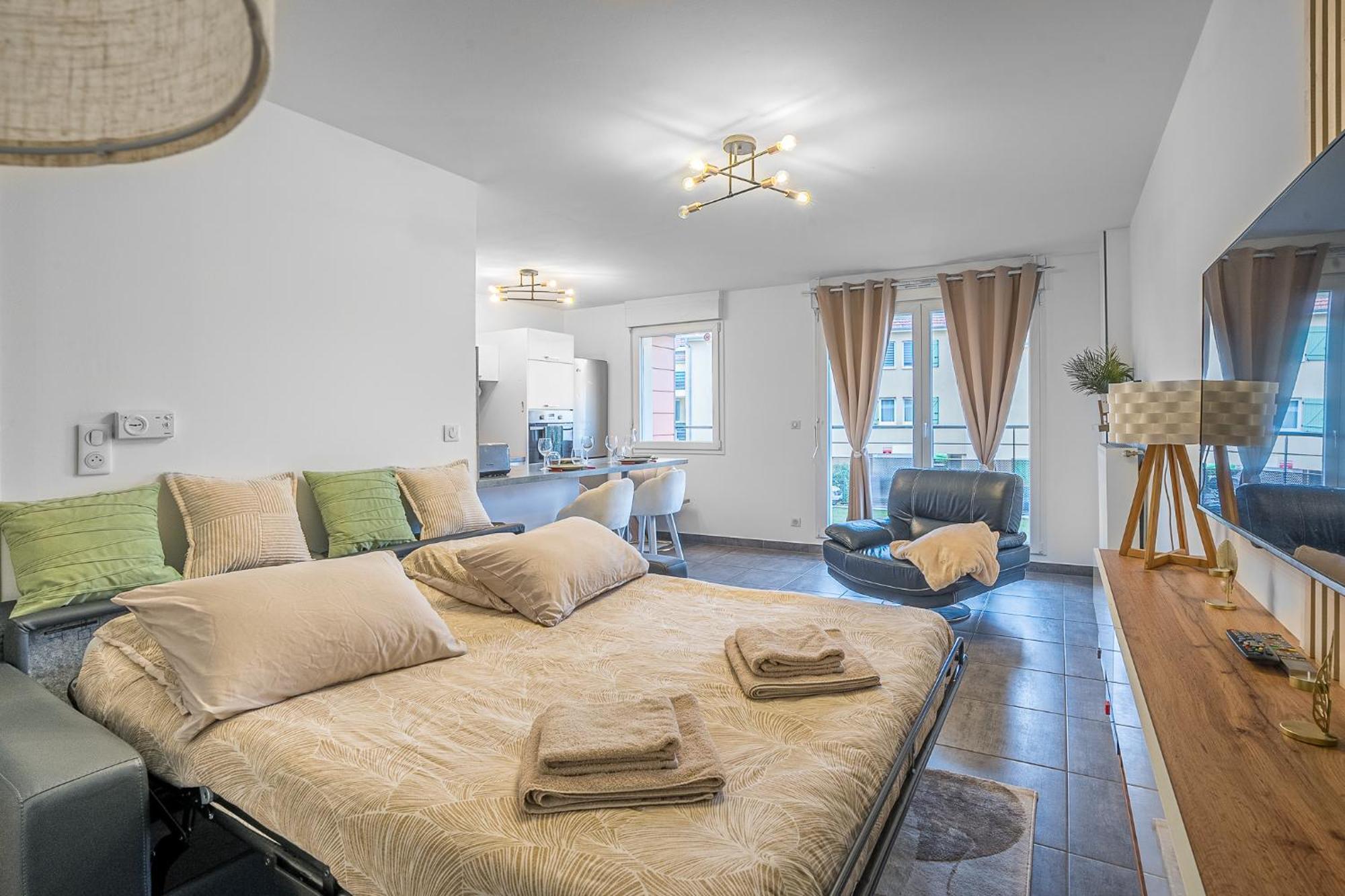 Spacieux - 4 Pers' - Balcon - 2 Lits - Parking Woippy Exterior foto
